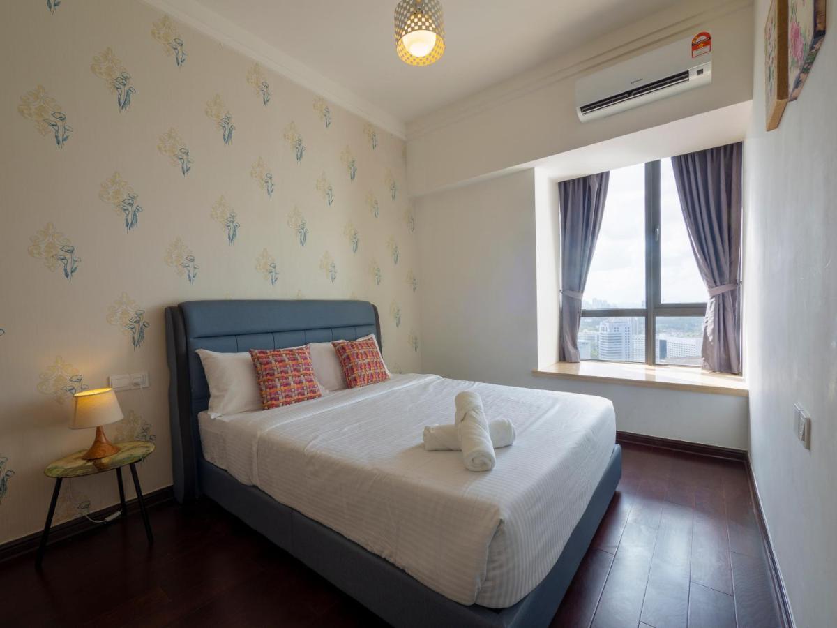 Netflix Smarttv Cityseaview & Highfloor At R&F Mall Apartment Johor Bahru Exterior photo